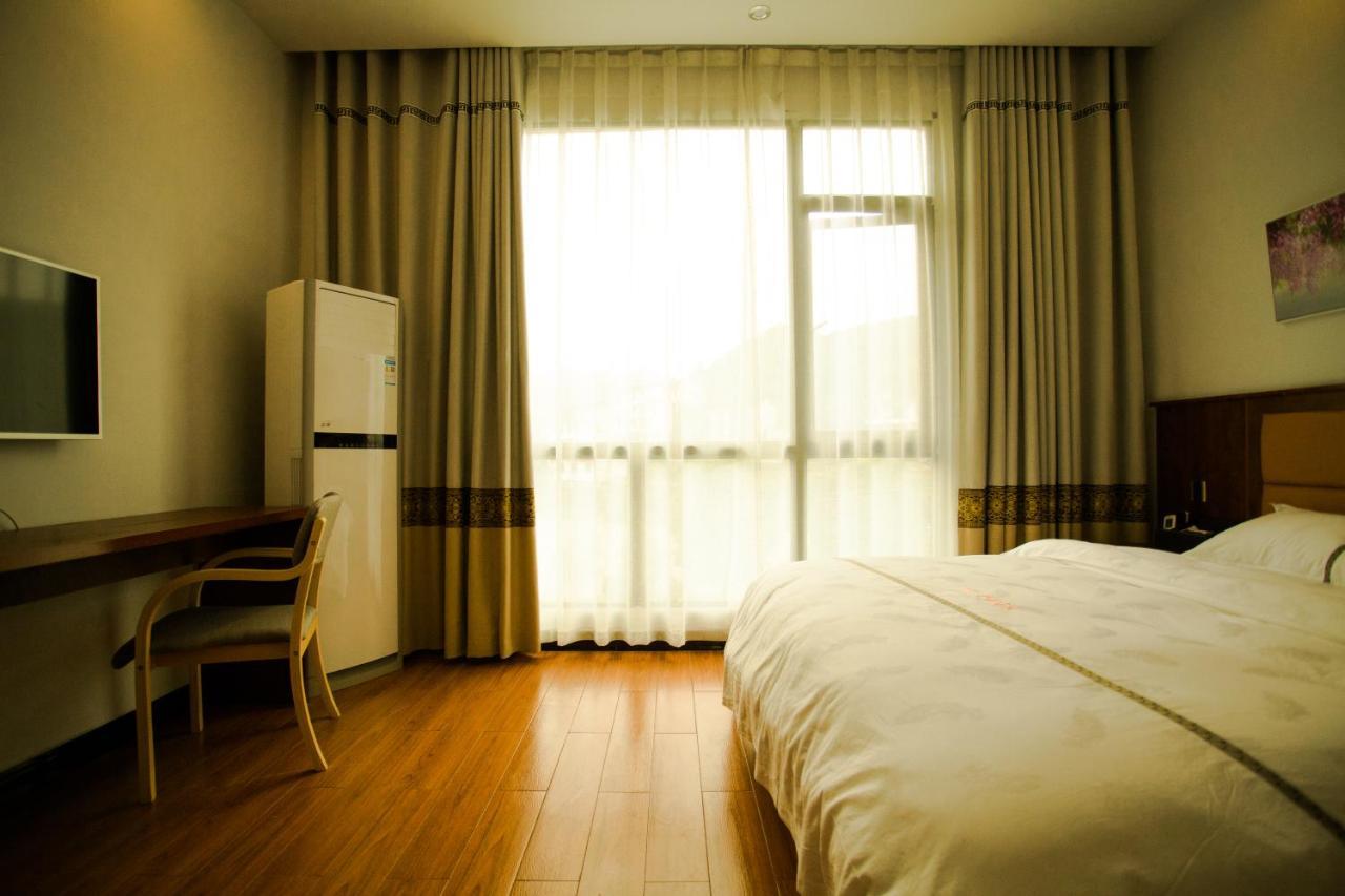 The Mountain And Views Guesthouse Yongshun ภายนอก รูปภาพ